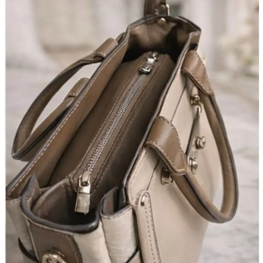 Coach Leather Satchel Shoulder Bag Beige Turnlock – Size Medium - Picture 4 of 10